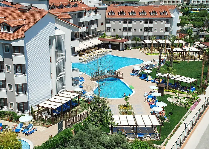 Monachus Hotel & Spa Side